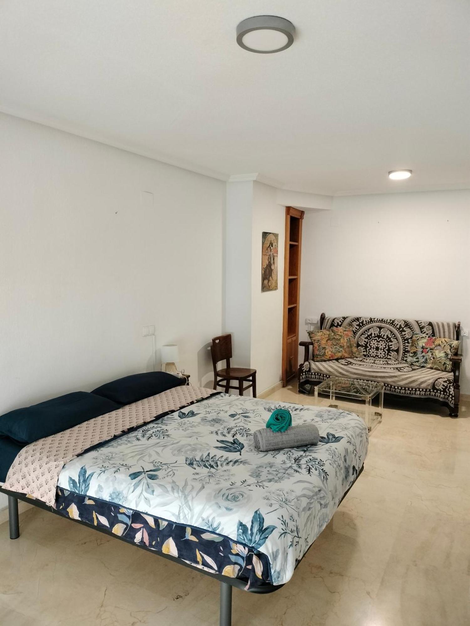 Holiday Centre Deluxe Lägenhet Alicante Exteriör bild